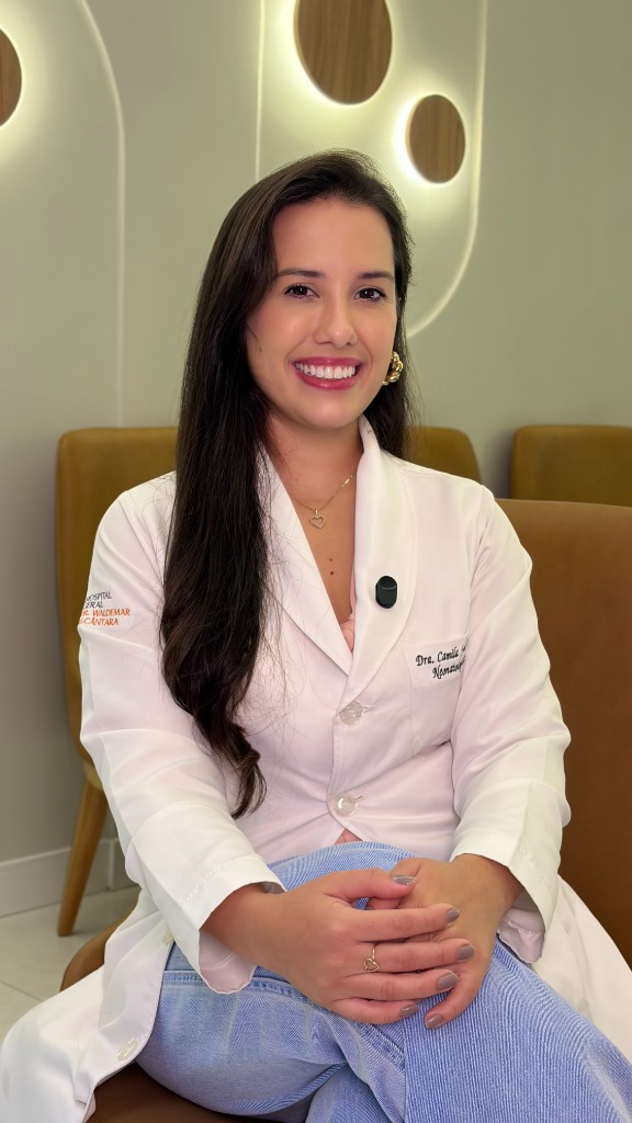 Dra. Camila Fontenele — Pediatra e Neonatologista